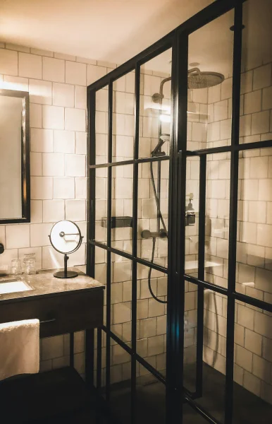 Bathroom Fixtures & Accessories