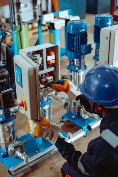 Maintenance & Engineering