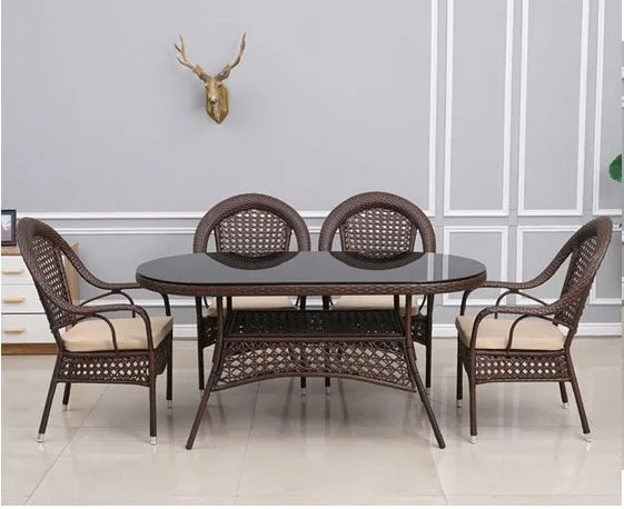 6 seater Dining table with 6 chairs