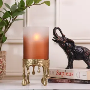 Golden Flame Sculpt Candle Holder — HoReCa Supplier India